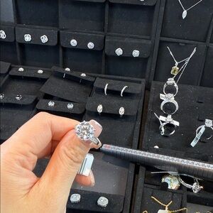 Elegant Silver Diamond Ring